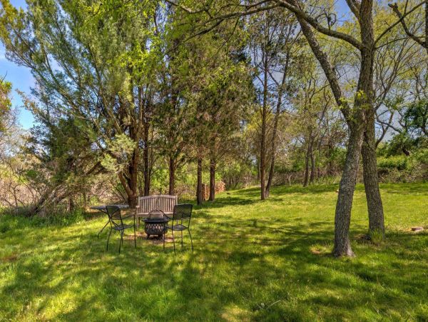 Water Mill Vacation Home Four Bedroom with Pool