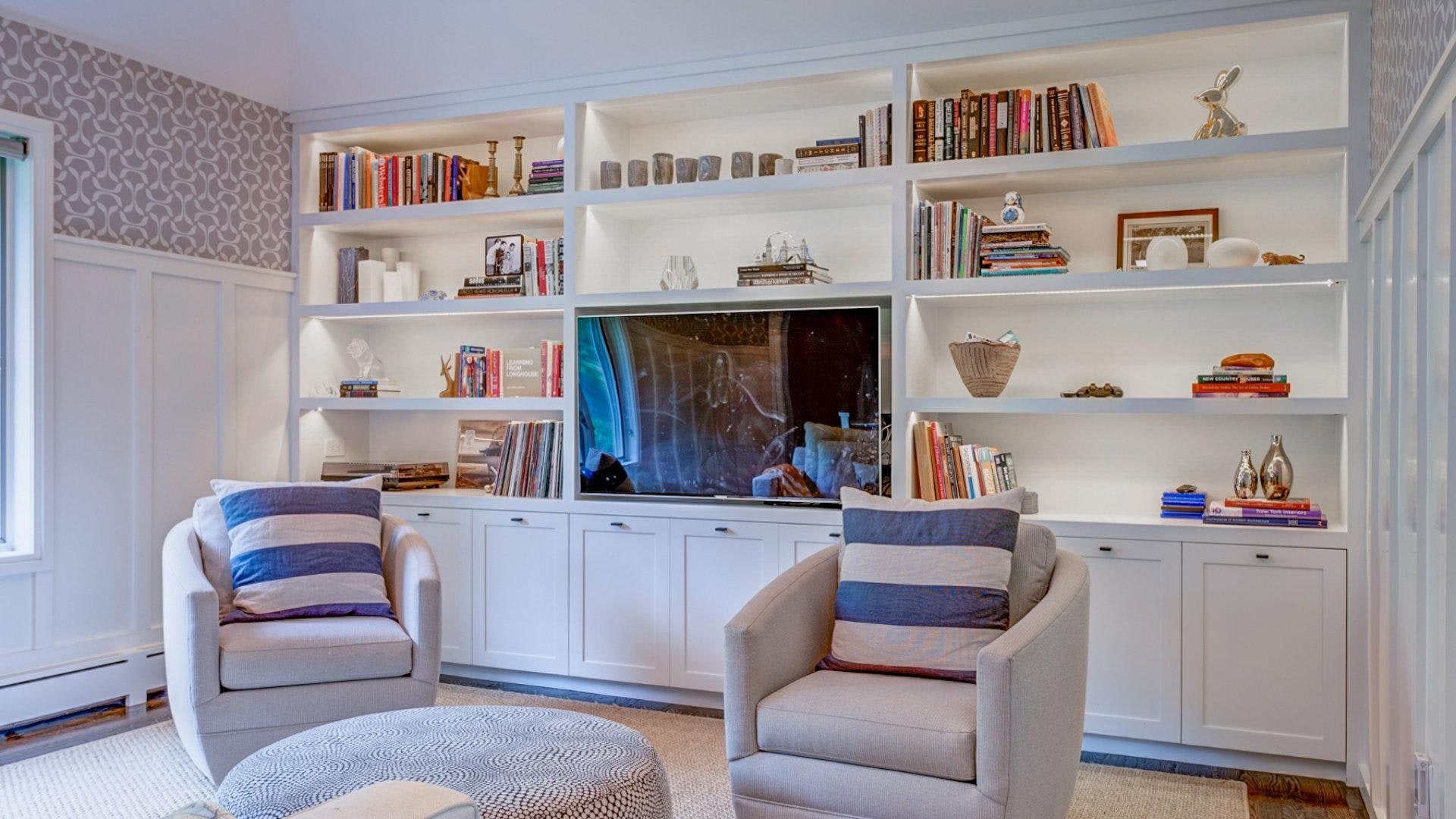 Hamptons Vacation Home Six Bedroom with Pool