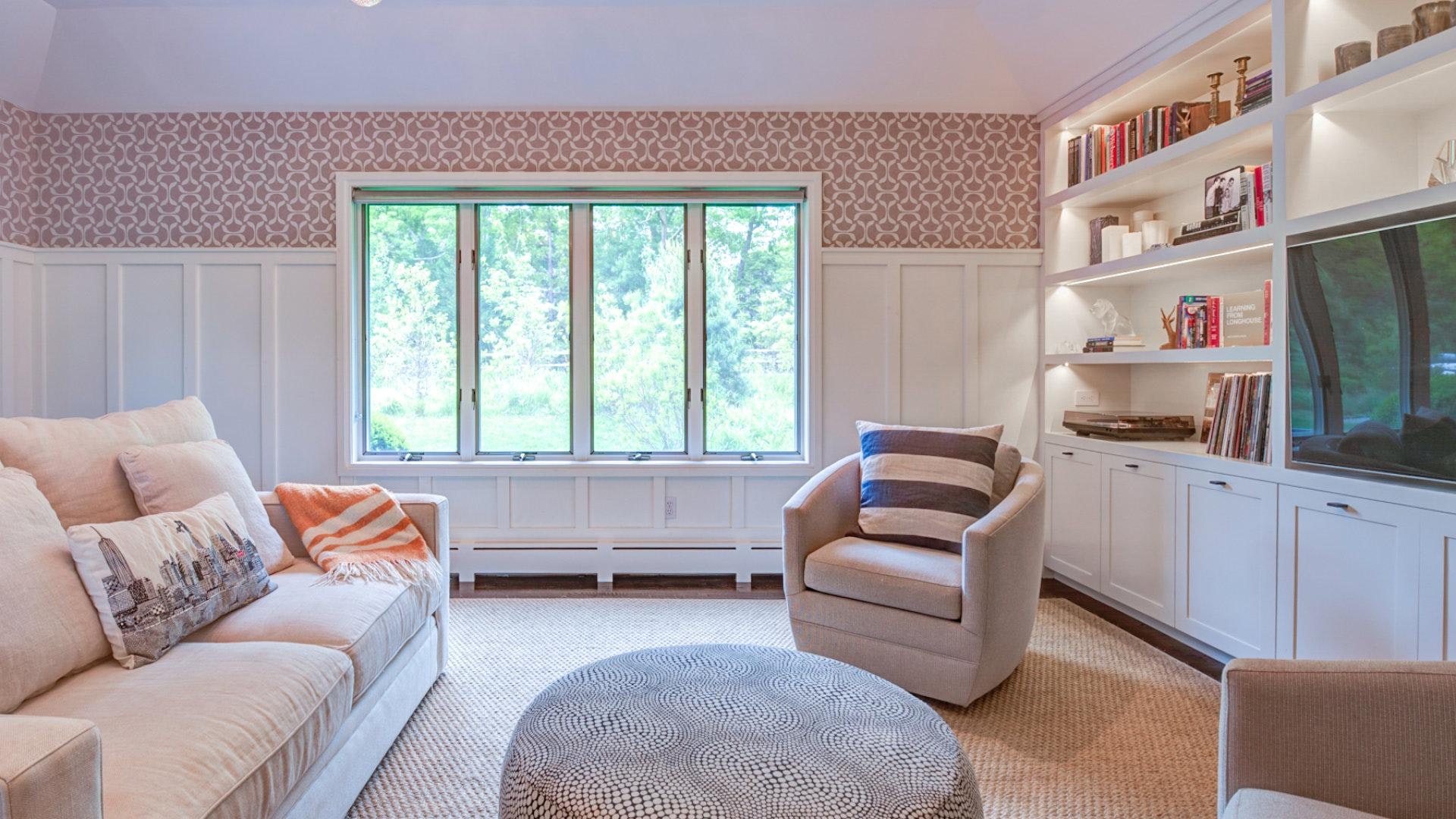Hamptons Vacation Home Six Bedroom with Pool