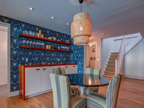 Hamptons Vacation Home Six Bedroom with Pool