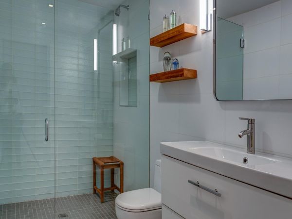 Hamptons Vacation Home Six Bedroom with Pool