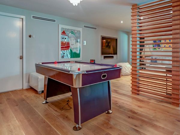 Hamptons Vacation Home Six Bedroom with Pool