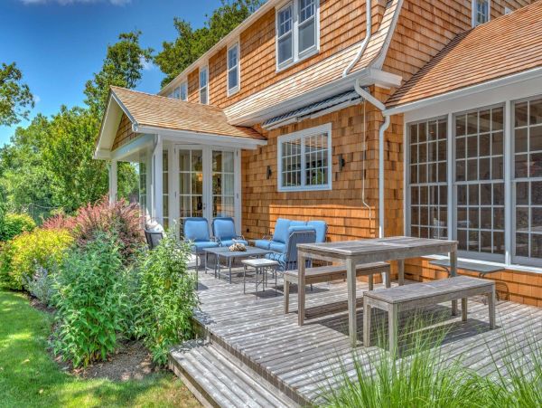 Hamptons Home 999875