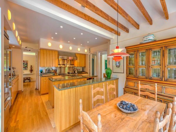 Hamptons Home 999875