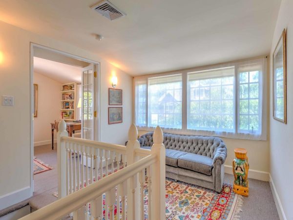 Hamptons Home 999875