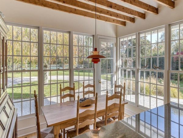 Hamptons Home 999875