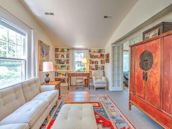 Hamptons Home 999875