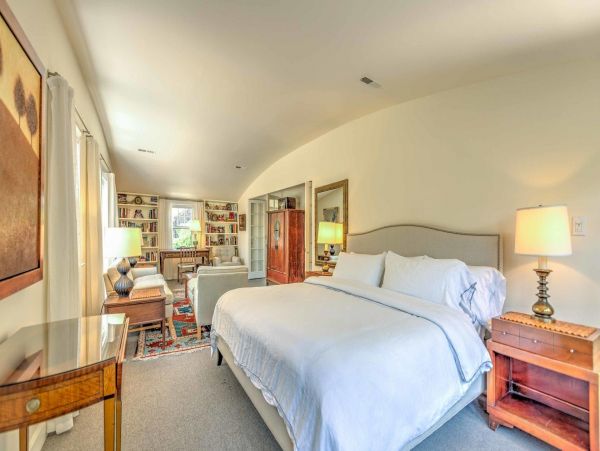 Hamptons Home 999875