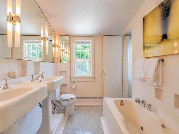 Hamptons Home 999875