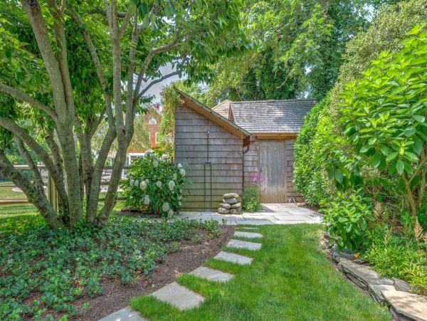 Hamptons Home 999875