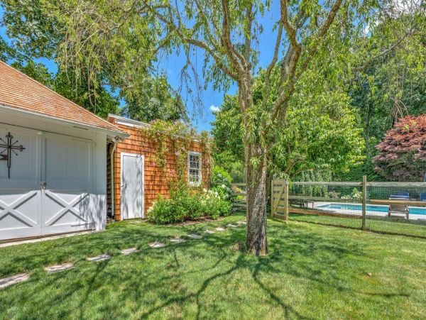 Hamptons Home 999875