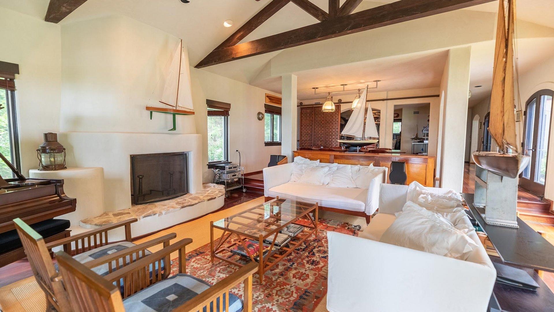 Hamptons Home 999877