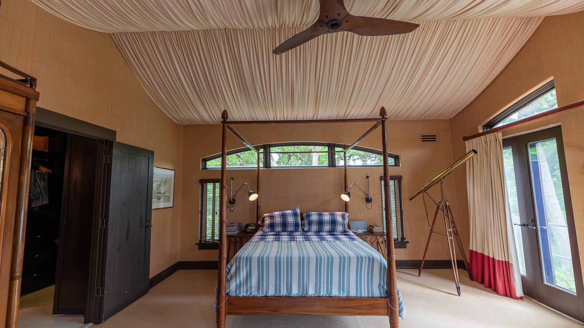 Hamptons Home 999877