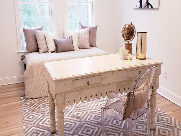 East Hamptons Gorgeous Vacation Home Five Bedroom with Pöol