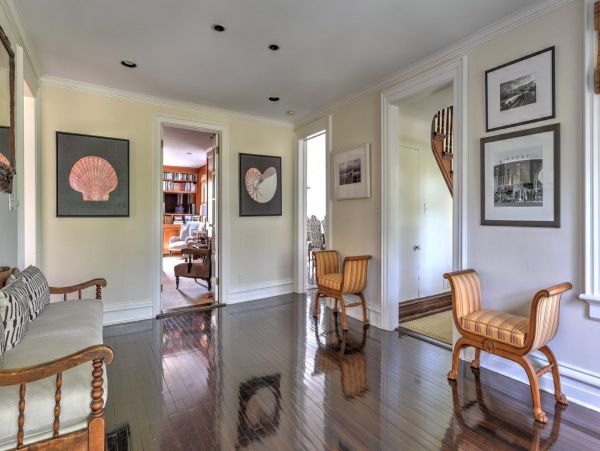 Southampton Vacation Home Six Bedroom with Pool