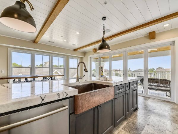 Stunning Vacation Home 2 Blocks from Beach in Hilton Head