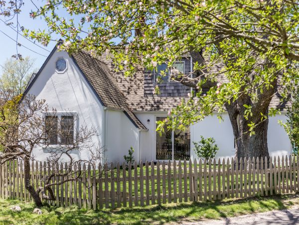 Hamptons Home 999882