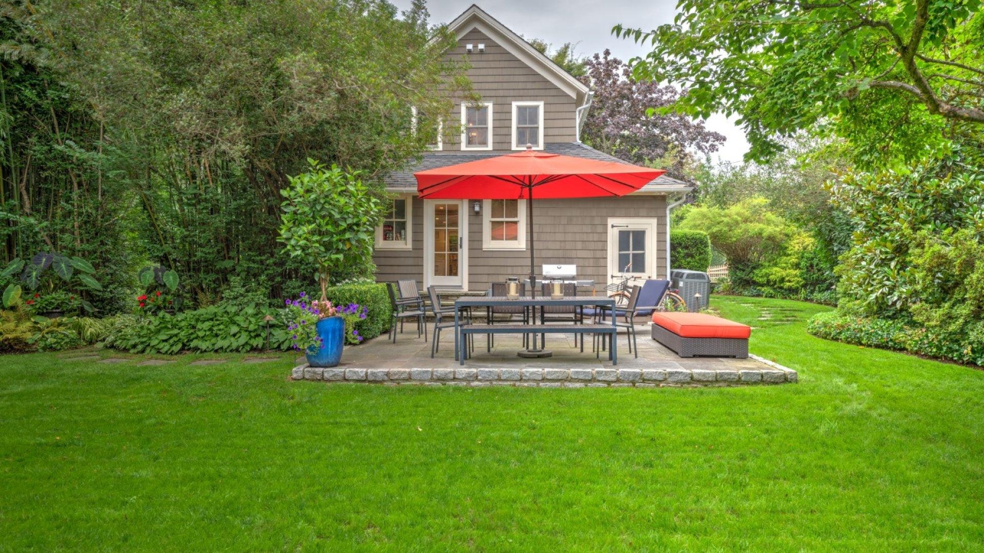 Hamptons Home 999883