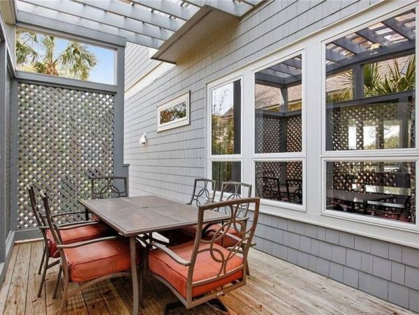 Six Bedroom Rental Home Steps to the Beach in Hilton Head
