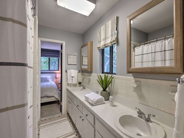 Hamptons Home 999888