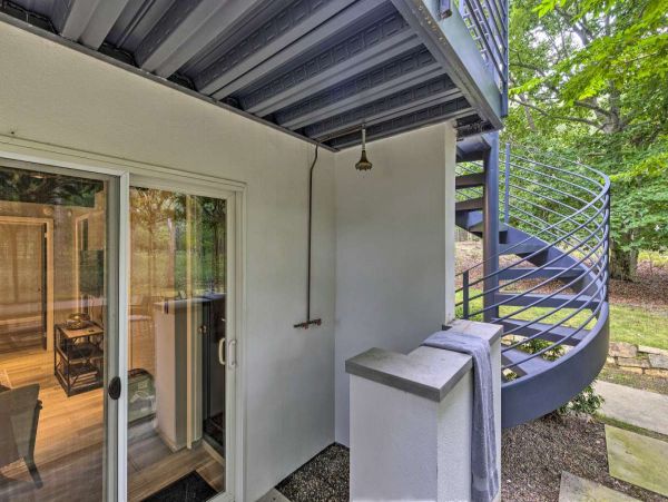 Hamptons Home 999888