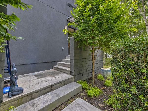Hamptons Home 999888