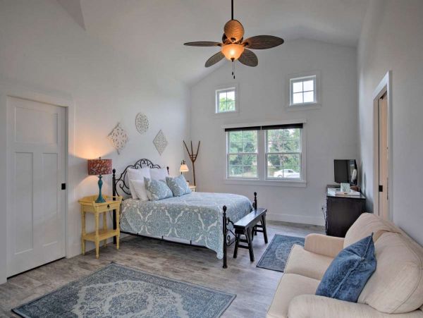 Hamptons Home 999890