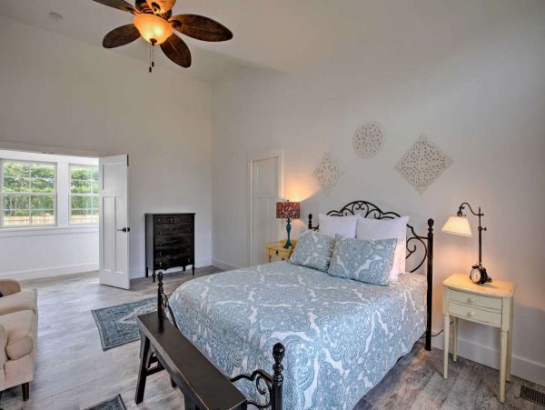 Hamptons Home 999890