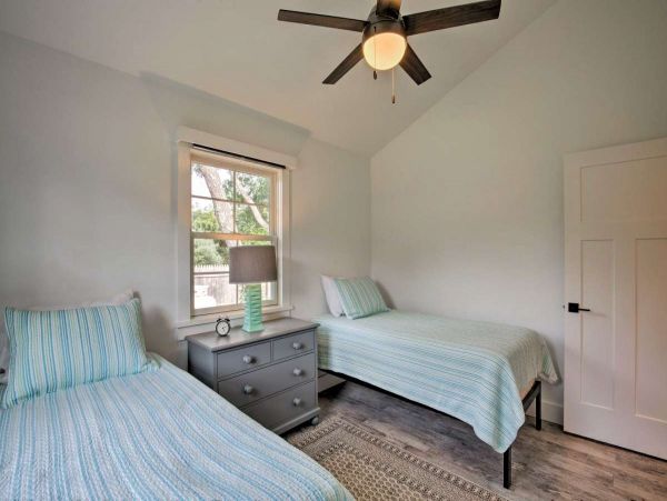 Hamptons Home 999890