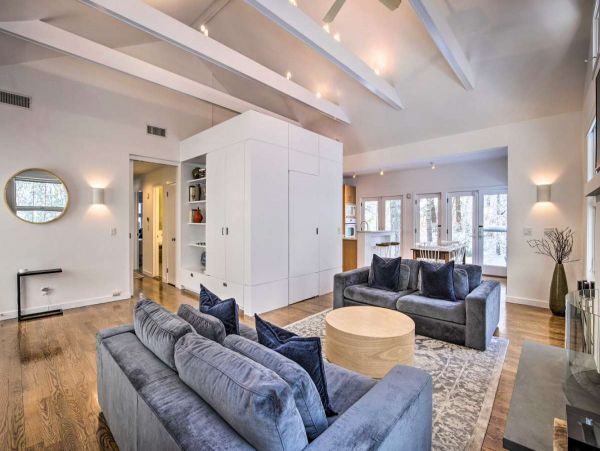 Hamptons Home 999894