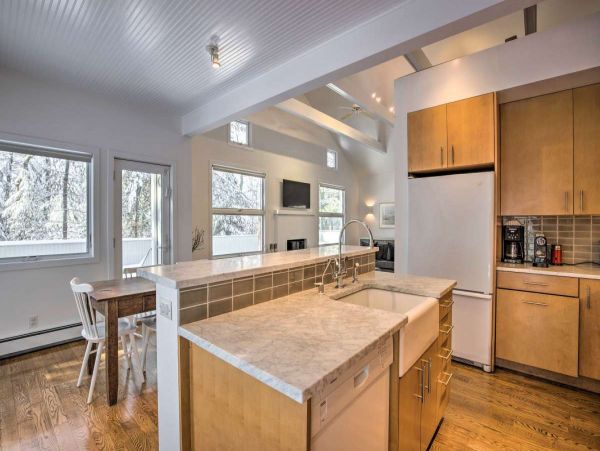 Hamptons Home 999894