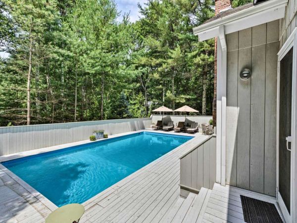 Hamptons Home 999894