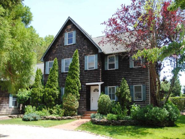 Hamptons Home 999895