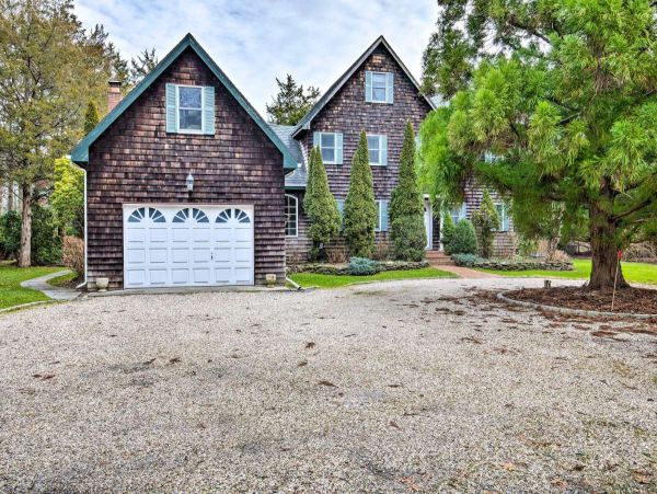 Hamptons Home 999895