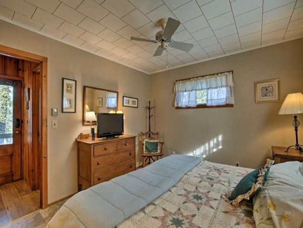 Hamptons Home 999896
