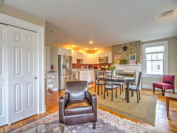 Hamptons Home 999898