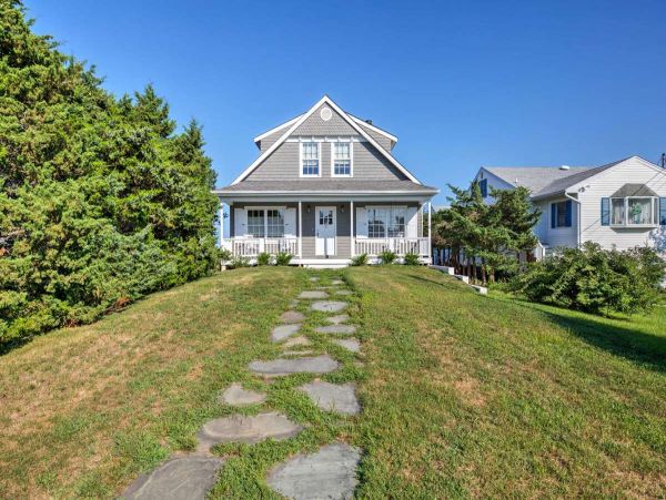Hamptons Home 999908