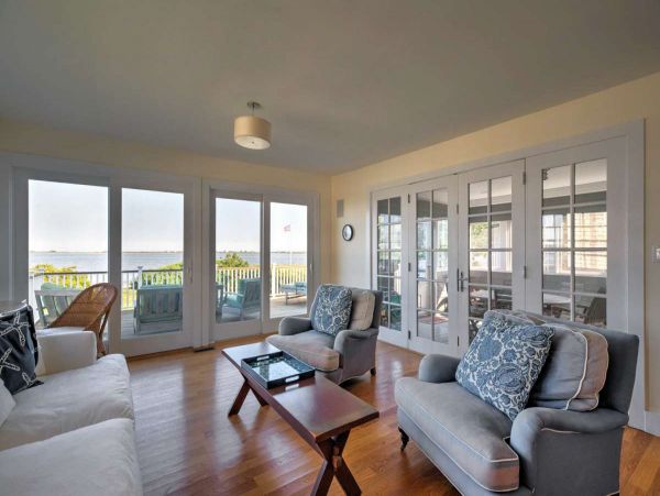 Hamptons Home 999908