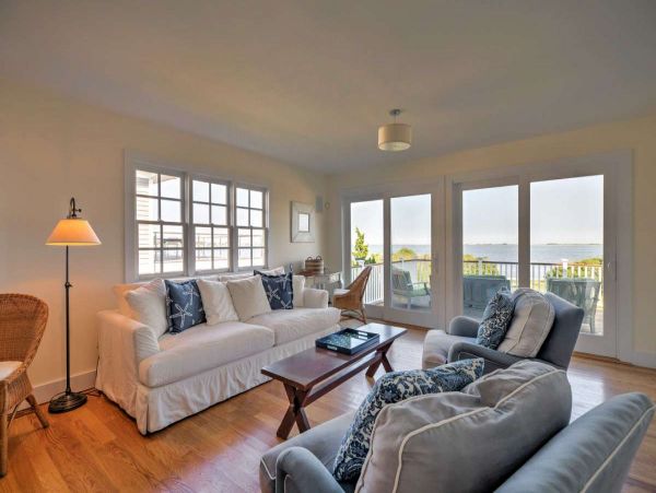 Hamptons Home 999908