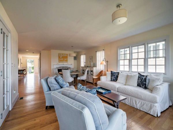 Hamptons Home 999908