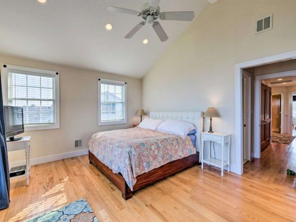 Hamptons Home 999908