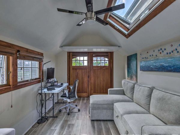 Hamptons Condo 999913