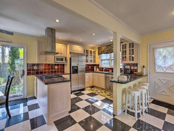 Hamptons Home 999916