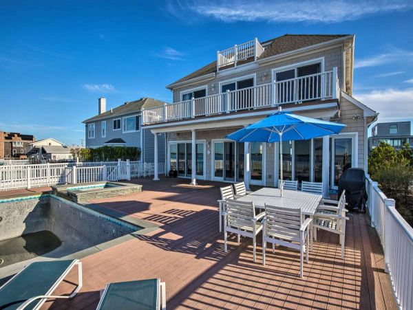 Hamptons Home 999928