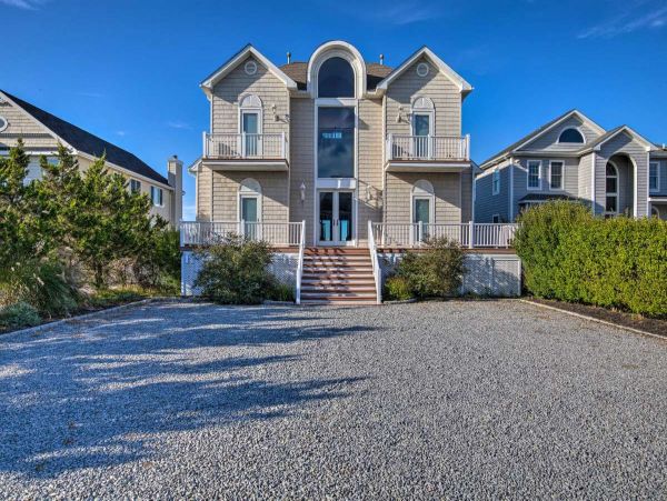 Hamptons Home 999928