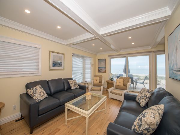 Hamptons Home 999932