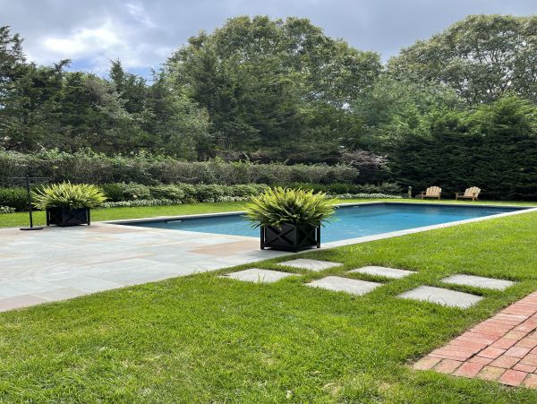 Lovely Home with Pool Understated Elegance
