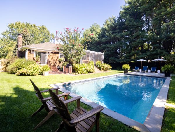 Lovely Home with Pool Understated Elegance