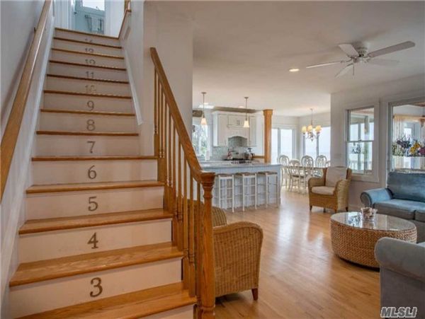 Hamptons Home 999938