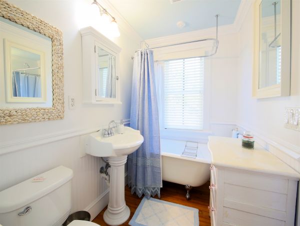 Hamptons Home 999939